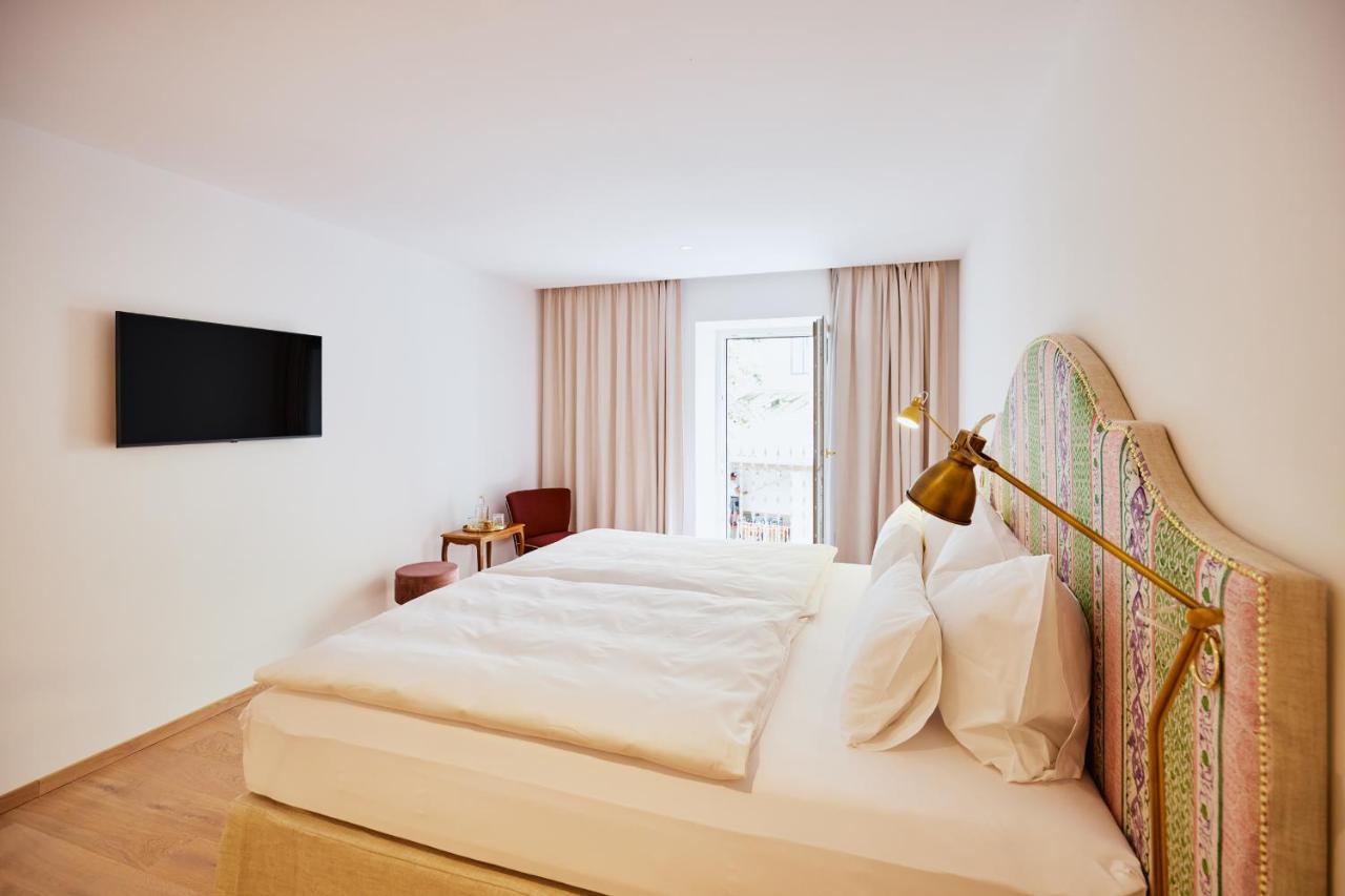 Boutiquehotel Zum Goldenen Hirschen Гмунден Екстер'єр фото