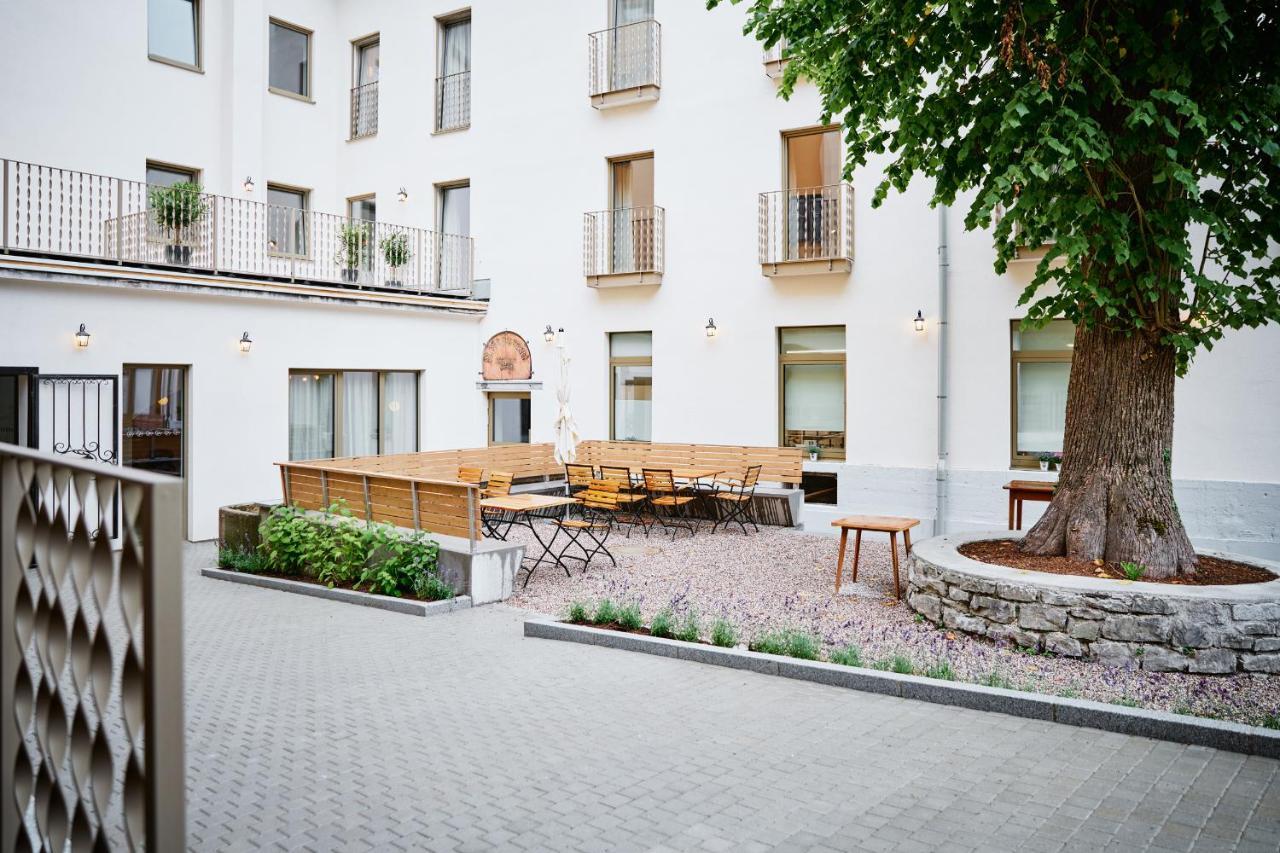 Boutiquehotel Zum Goldenen Hirschen Гмунден Екстер'єр фото